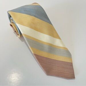 Vintage Oscar de la Renta Slim Tie 2.75” Pastel Stripe Blue Yellow Wedding Guest